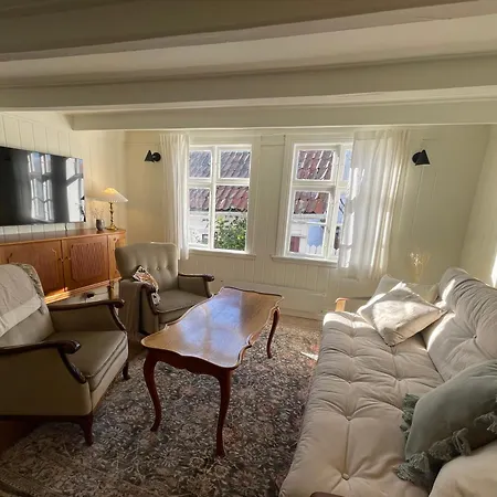 Сasa de vacaciones Historisk Hus I Gamle