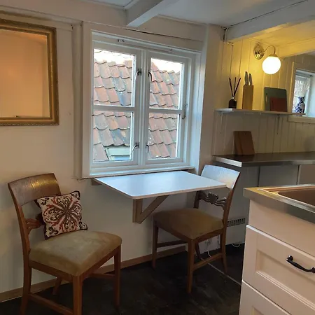 Historisk Hus I Gamle